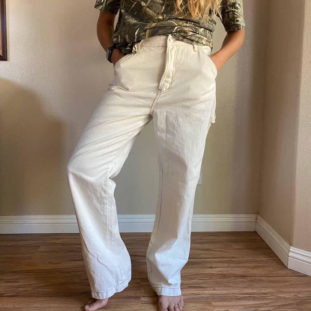 Wide leg cargo jeans